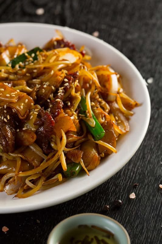 N05_Beef Stir Fried with Flat Rice Noodles  干炒牛河